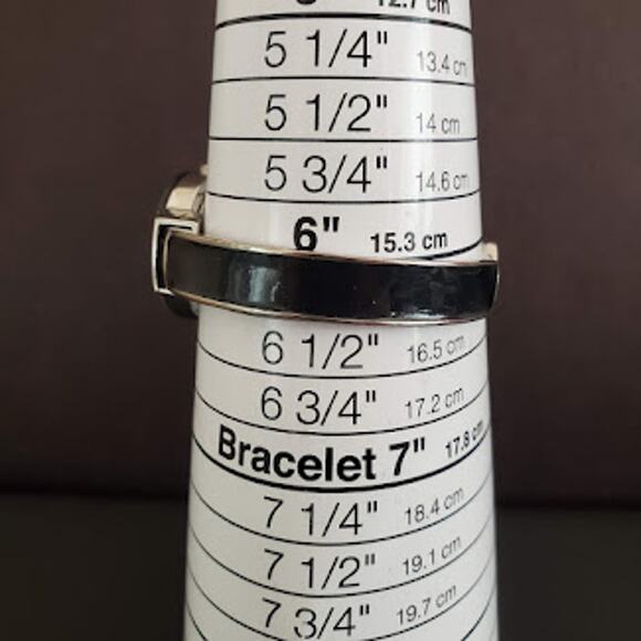 Studio Women's Bracelet Watch Black and Silver Fresh‎ Battery - Picture 4 of 8